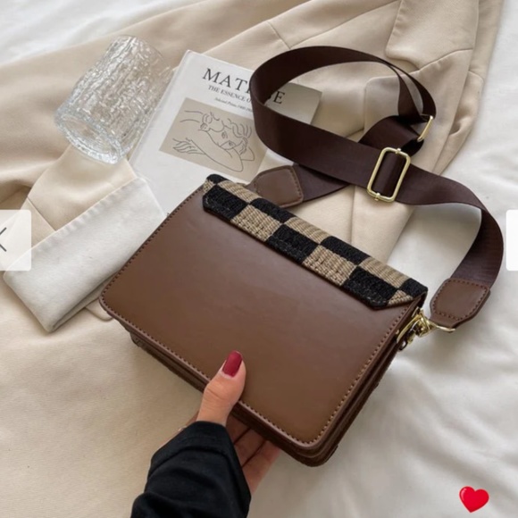 NWOT Ivy & Taylor Paris Bag - Picture 3 of 8